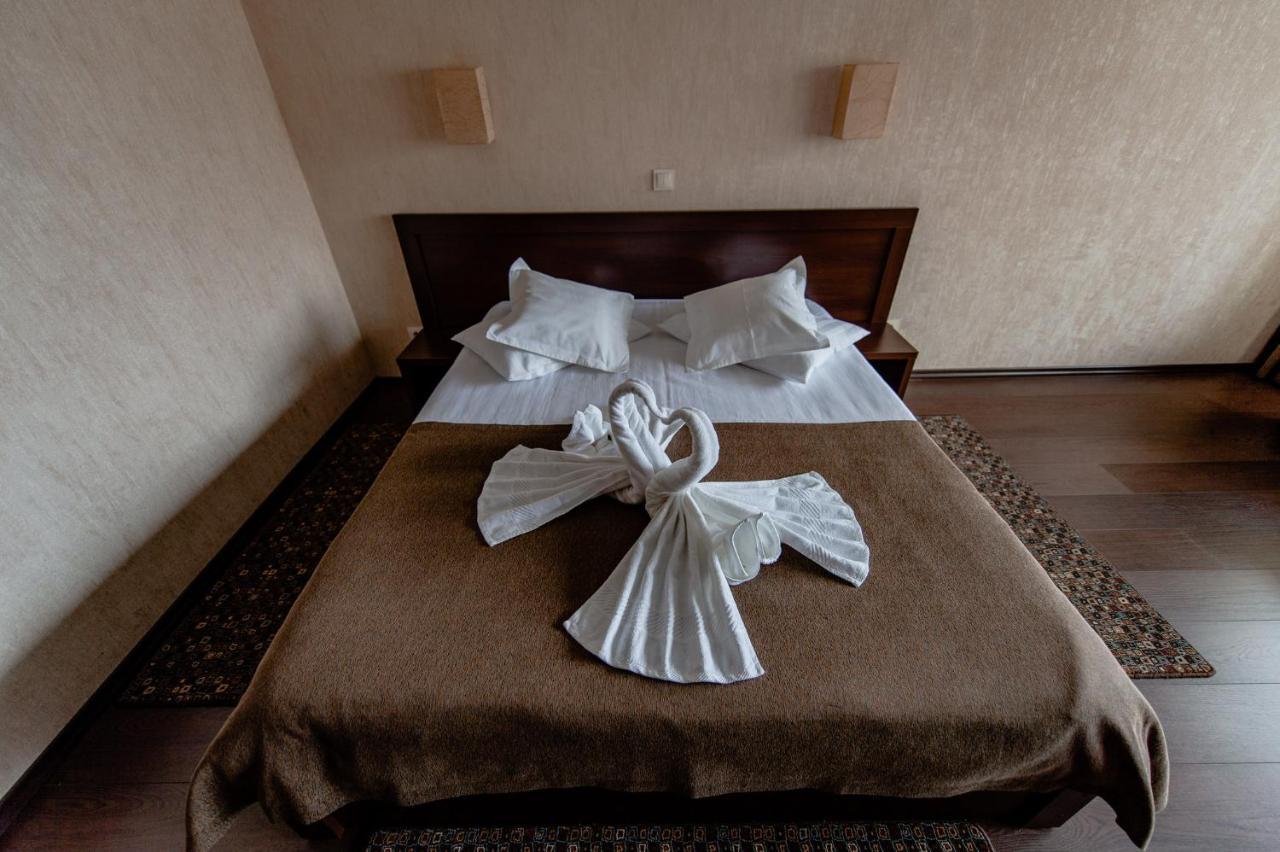 Hera Luxury
